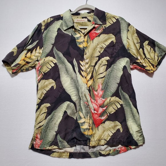 Tommy Bahama Other - Tommy Bahama Silk Size Small Black Flowers Hawaiian Beach Floral Shirt